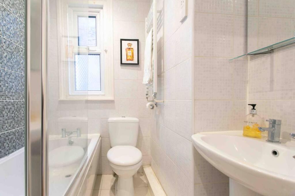 Large 3 Bedroom Modern Apartment Close To Central London Finchley Exterior foto